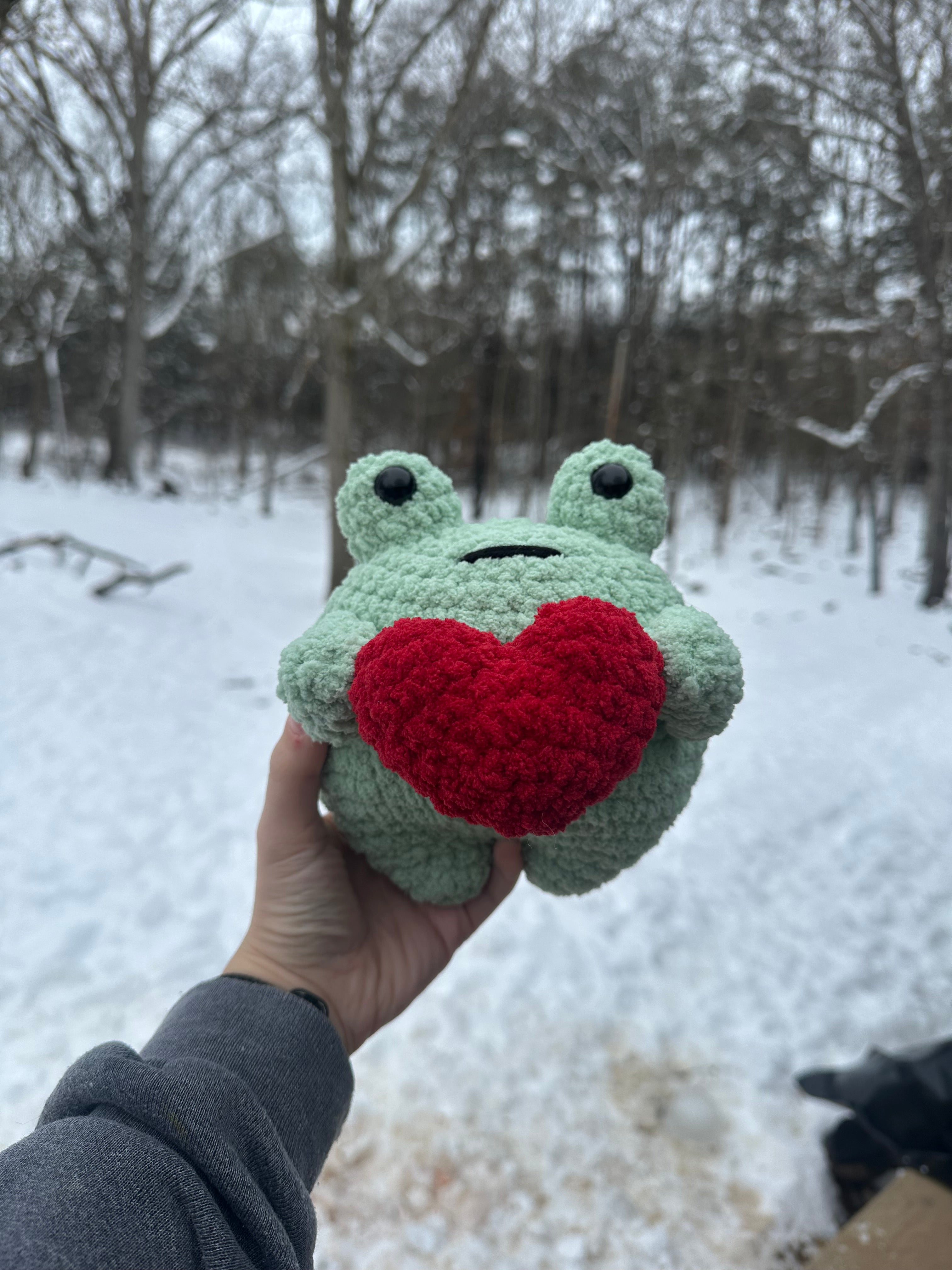 Light green love frog